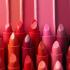 Diverse lippenstiften in verschillende kleuren en stijlen