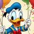 Donald Duck feestelijk versierd met ballonnen.