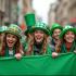 Een kleurrijke parade van Saint Patrick's Day
