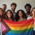 Groep mensen die ondersteuning en solidariteit tonen aan aseksuele gemeenschap