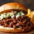 Pulled pork met coleslaw en frietjes